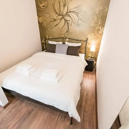 Апартаменты Danube Riverside Luxury *